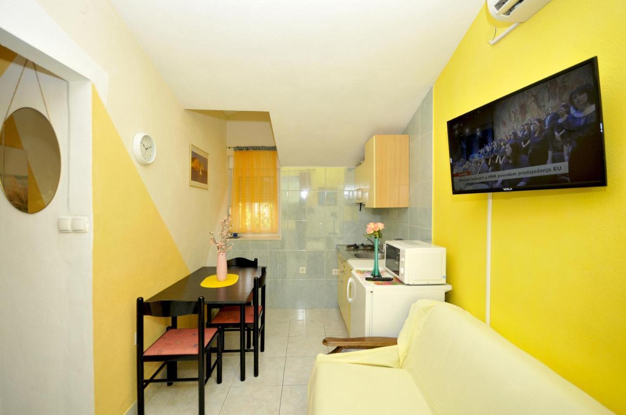 Apartments With A Parking Space Okrug Donji, Ciovo - 13732 Donji Okrug (Ciovo) Exterior foto